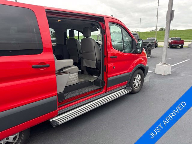 Used 2017 Ford Transit 150 XLT RWD image 4