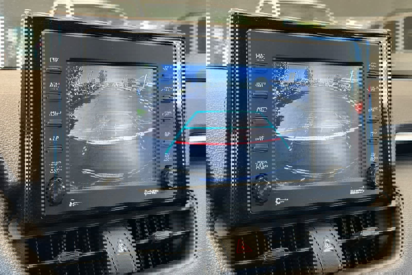 Used 2022 Toyota RAV4 XLE image 21