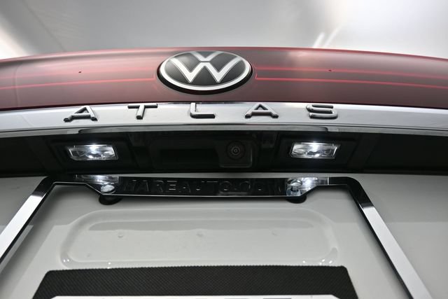 Used 2024 Volkswagen Atlas Cross Sport SE w/ Black Wheel Package FWD image 28