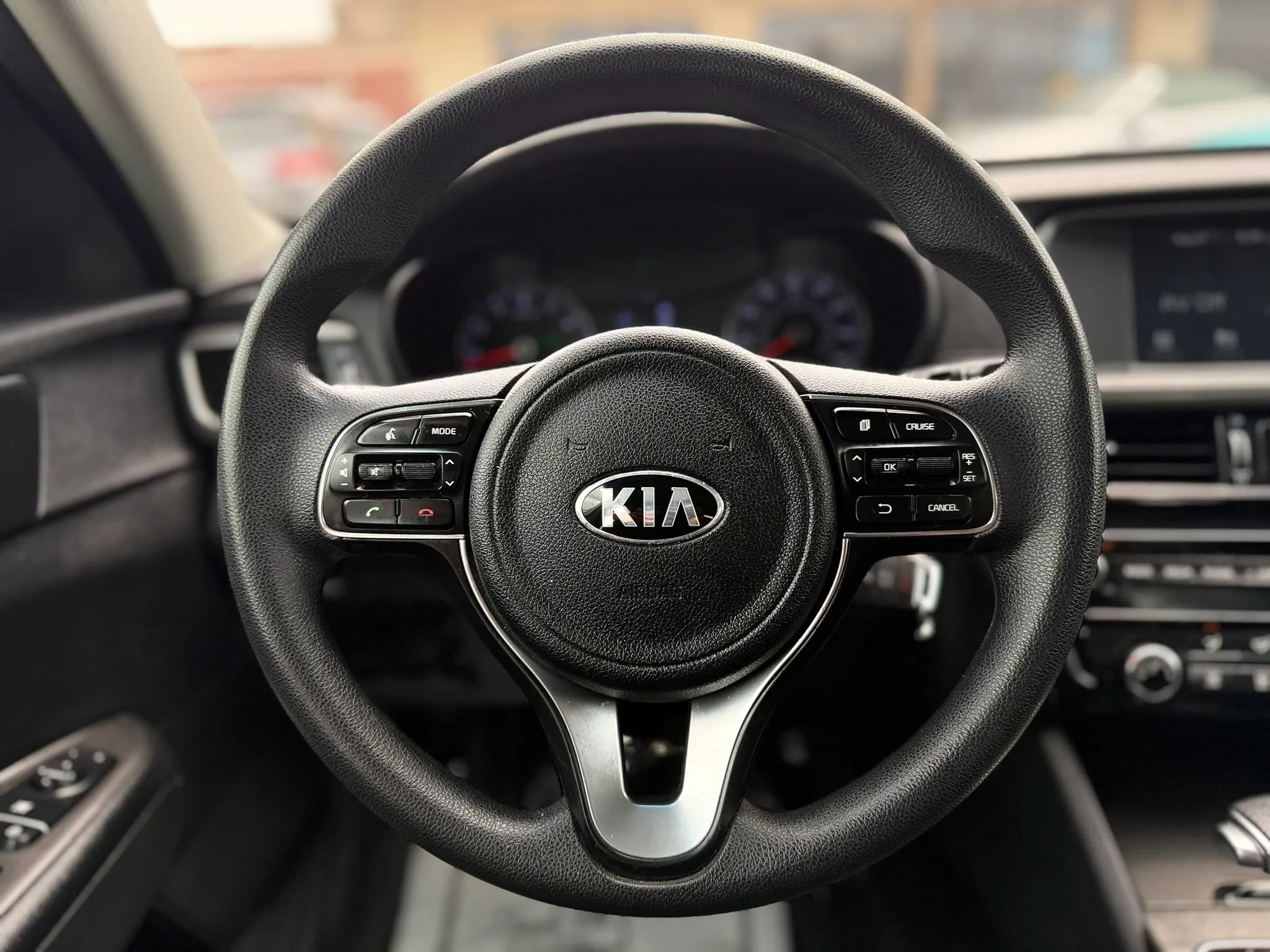Used 2018 Kia Optima LX FWD image 36