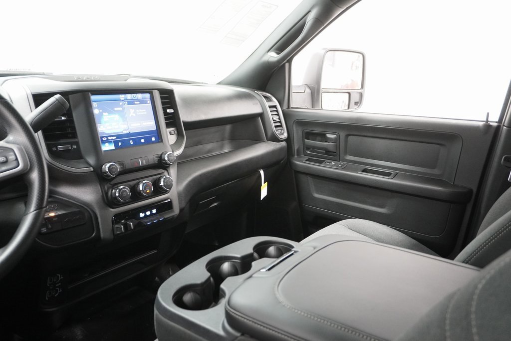 Used 2024 RAM 3500 Tradesman image 21