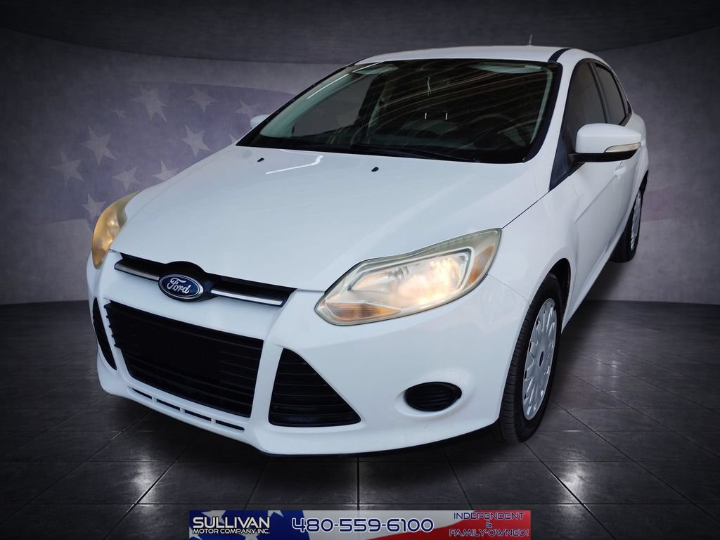 Used 2013 Ford Focus SE FWD image 1