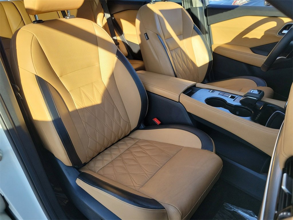 Used 2022 Nissan Rogue Platinum w/ Head-Up Display Package image 20