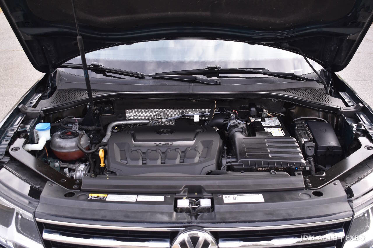 Used 2019 Volkswagen Tiguan SE AWD/4WD image 37