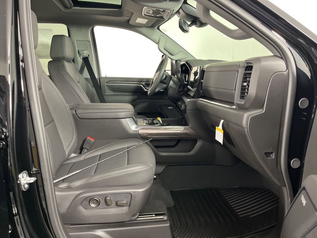 New 2026 Chevrolet Silverado 2500 LTZ image 11