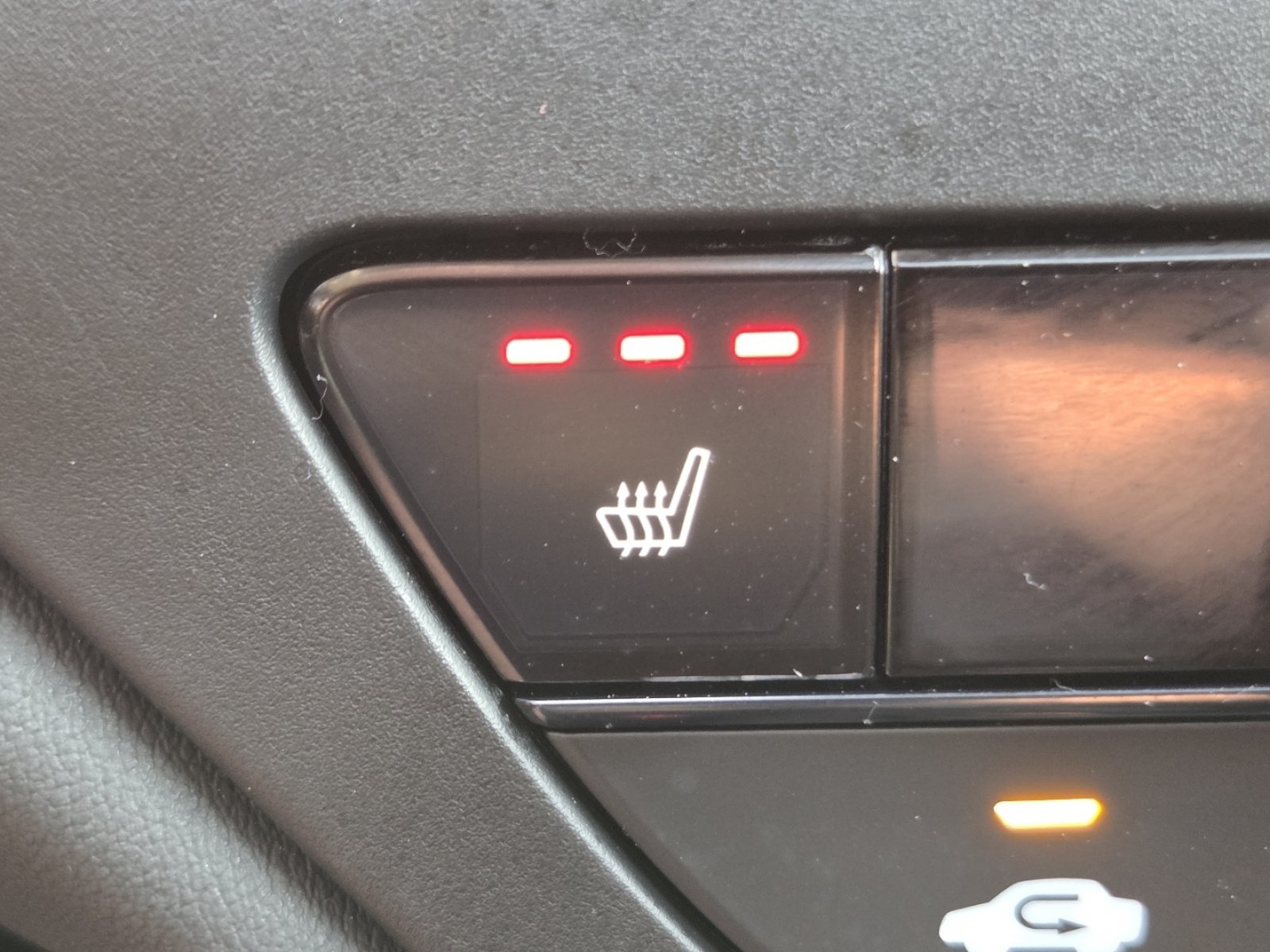 Used 2025 Honda Accord SE image 6