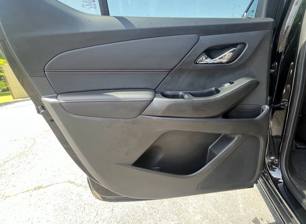 Used 2022 Chevrolet Traverse RS AWD/4WD image 18
