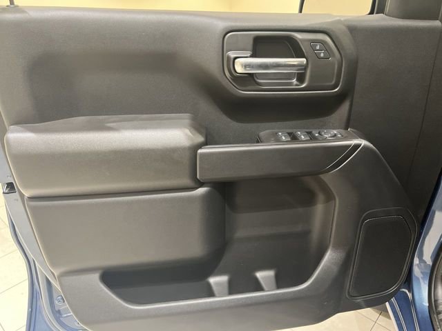 Certified 2024 Chevrolet Silverado 1500 Custom w/ LPO, Dark Essentials Package image 20