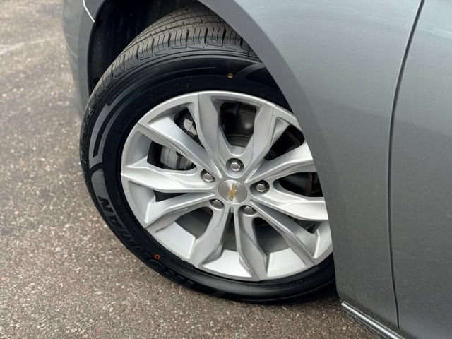 Used 2025 Chevrolet Malibu LT FWD image 27
