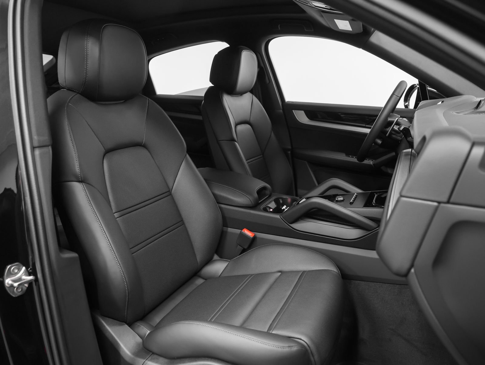 New 2026 Porsche Cayenne Coupe AWD/4WD image 21