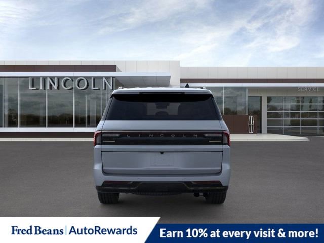 New 2025 Lincoln Navigator Reserve w/ Jet Appearance Package image 5