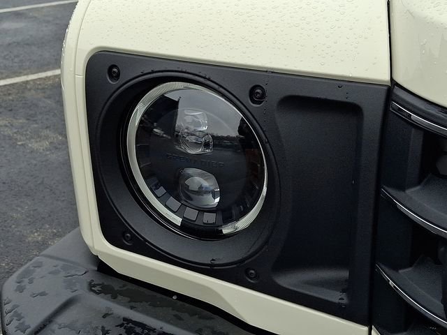 Used 2025 INEOS Grenadier Fieldmaster Edition image 9