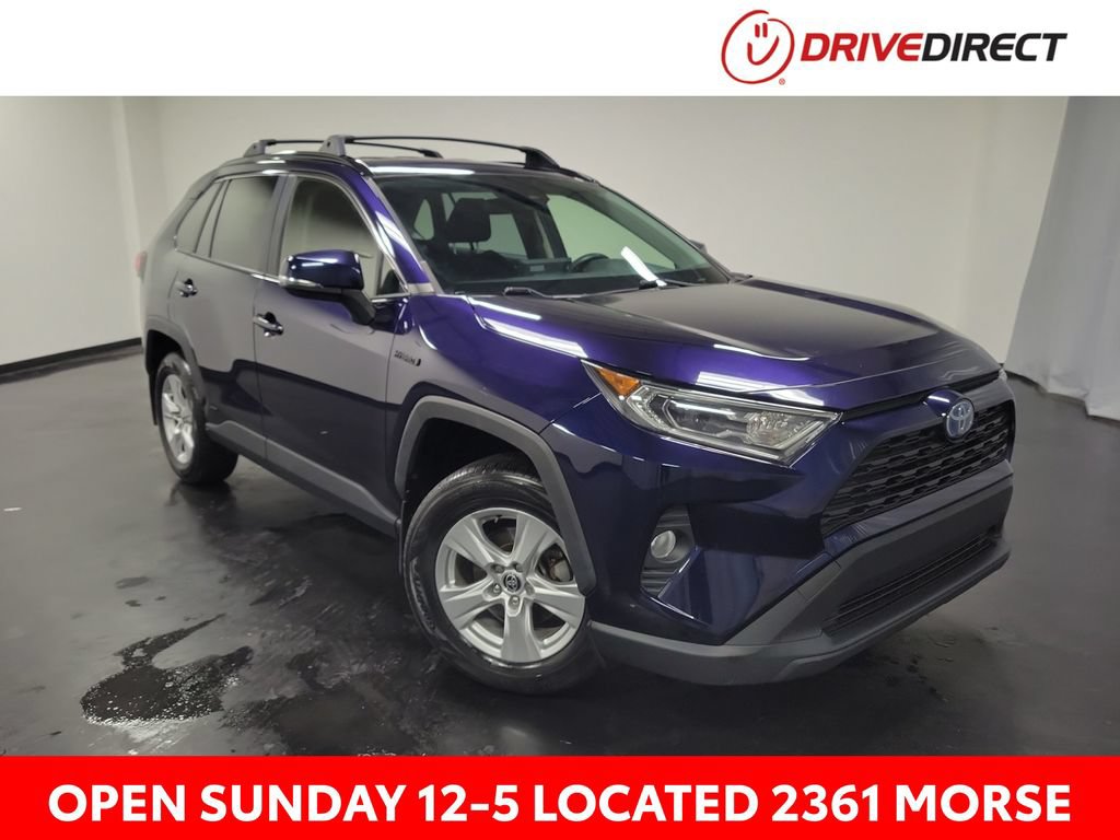 Used 2021 Toyota RAV4 XLE w/ XLE Grade Weather Package