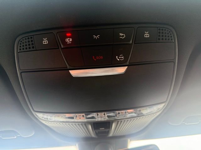 Used 2021 Mercedes-Benz C 300 4MATIC Sedan image 31