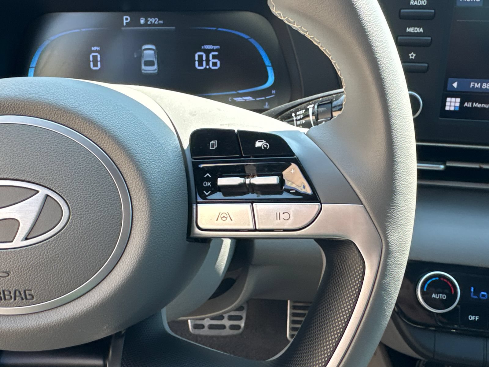 Certified 2026 Hyundai Elantra Sport FWD image 25