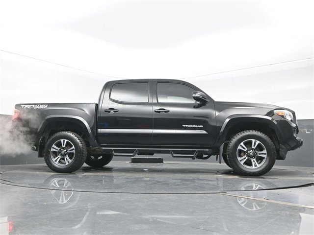 Used 2017 Toyota Tacoma SR5 image 26