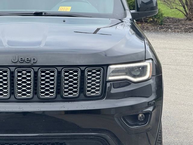 Used 2020 Jeep Grand Cherokee Altitude image 10