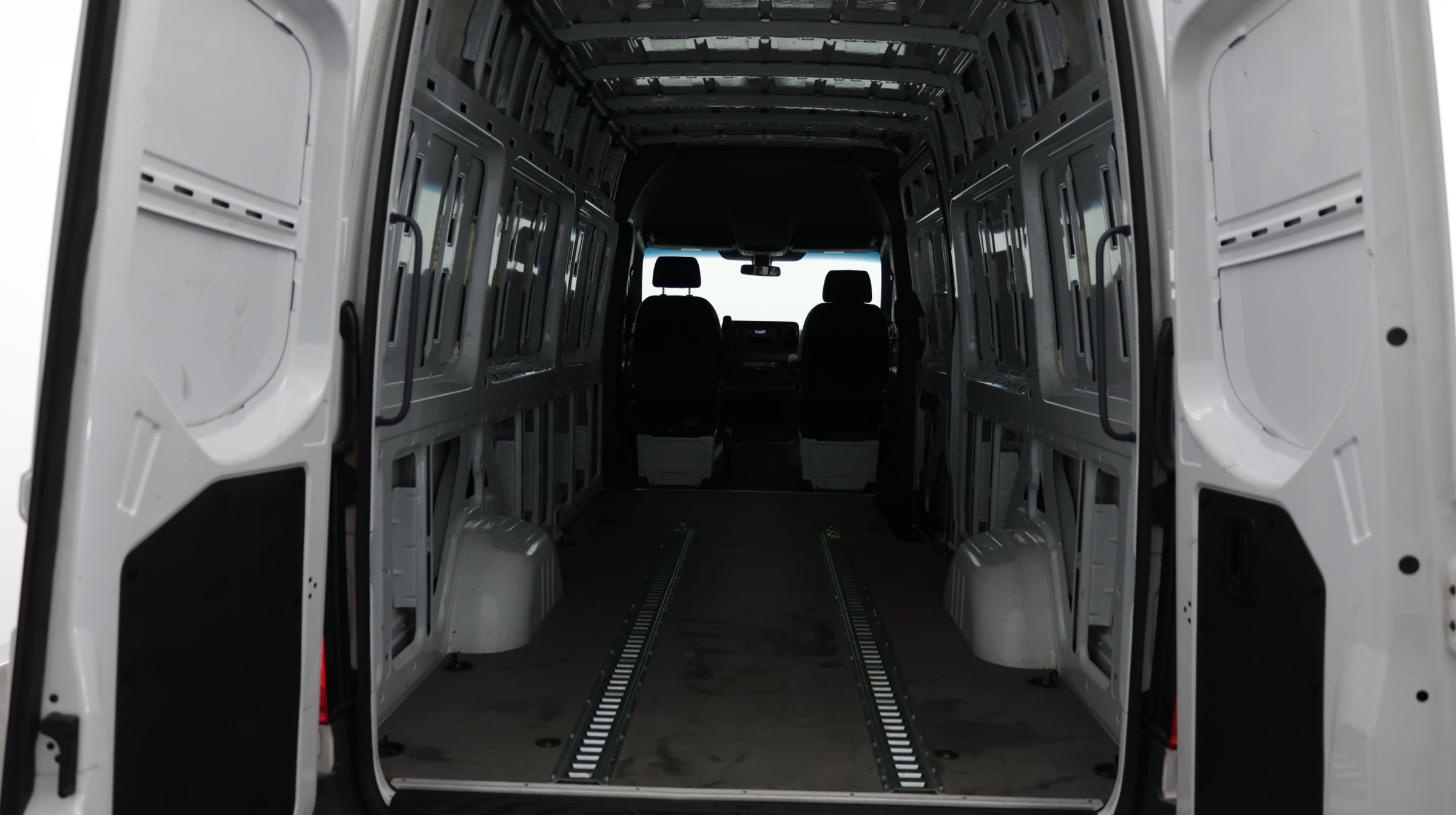 Used 2023 Mercedes-Benz Sprinter 2500 image 26