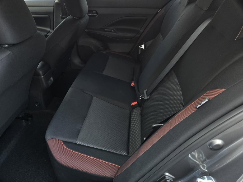 New 2025 Nissan Versa SR w/ Trunk Package image 10
