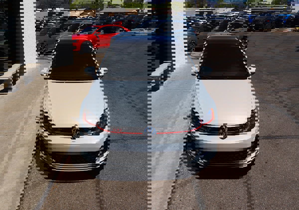 Used 2019 Volkswagen GTI SE w/ SE Experience Package image 15