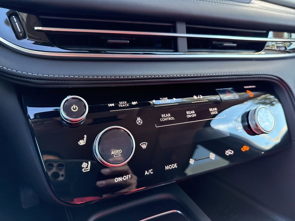 New 2026 INFINITI QX60 Luxe w/ Cargo Package AWD/4WD image 12