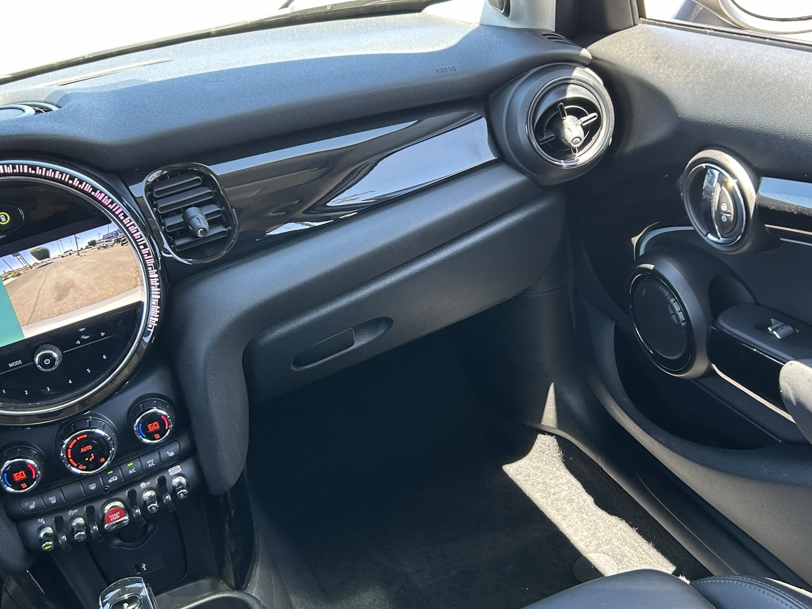 Used 2022 MINI Cooper S w/ Driver Assistance Package FWD image 17