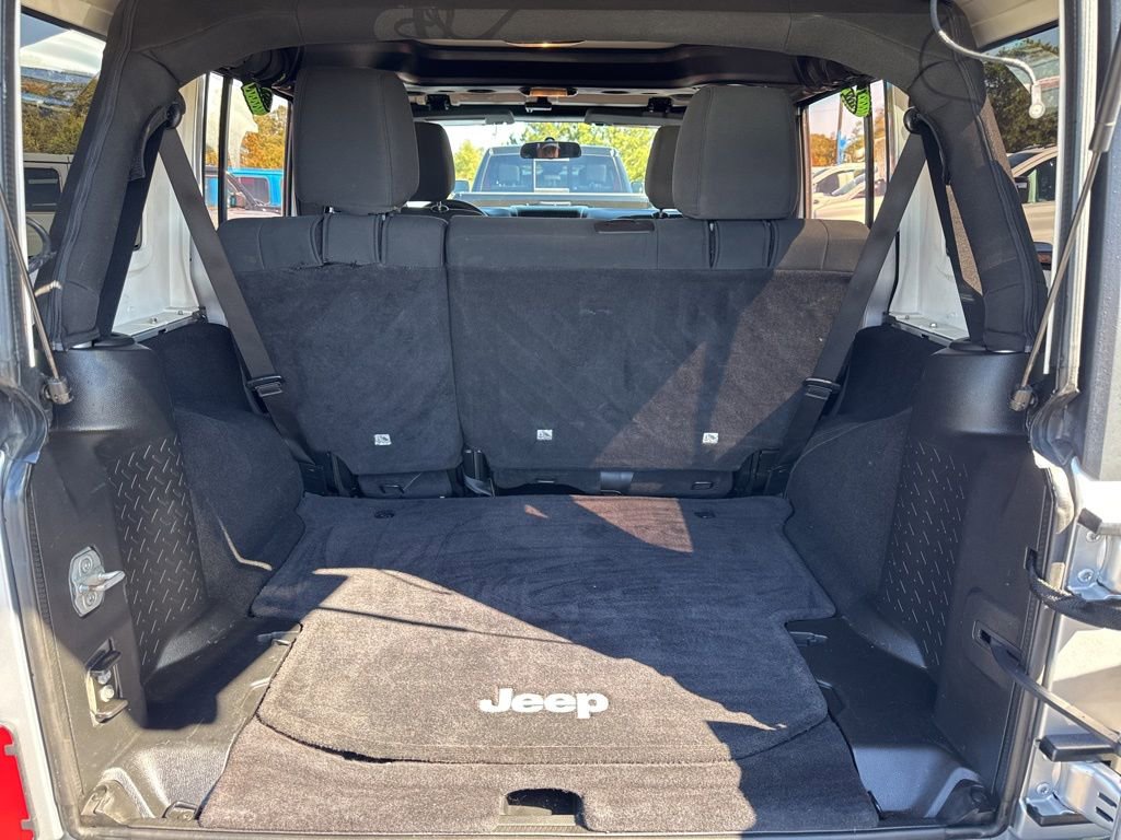 Used 2011 Jeep Wrangler Unlimited Sport AWD/4WD image 8