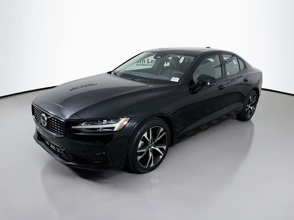 Used 2024 Volvo S60 B5 Core FWD image 3