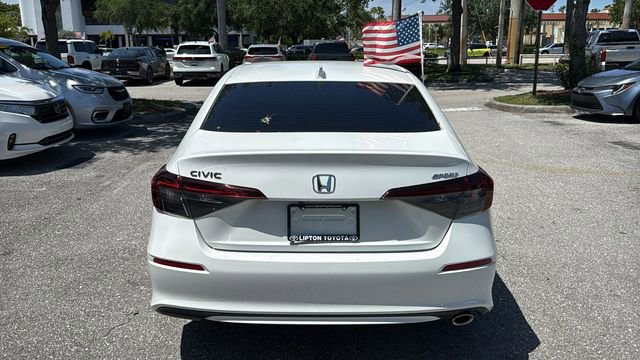 Used 2025 Honda Civic Sport image 6