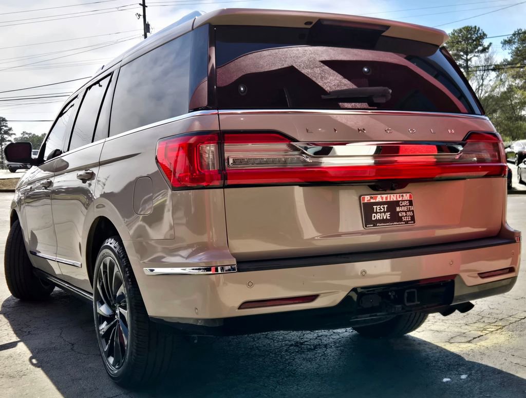 Used 2021 Lincoln Navigator Reserve AWD/4WD image 6