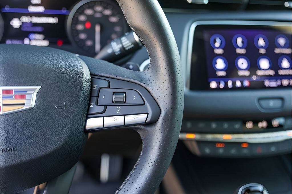 Used 2022 Cadillac XT4 Sport image 13