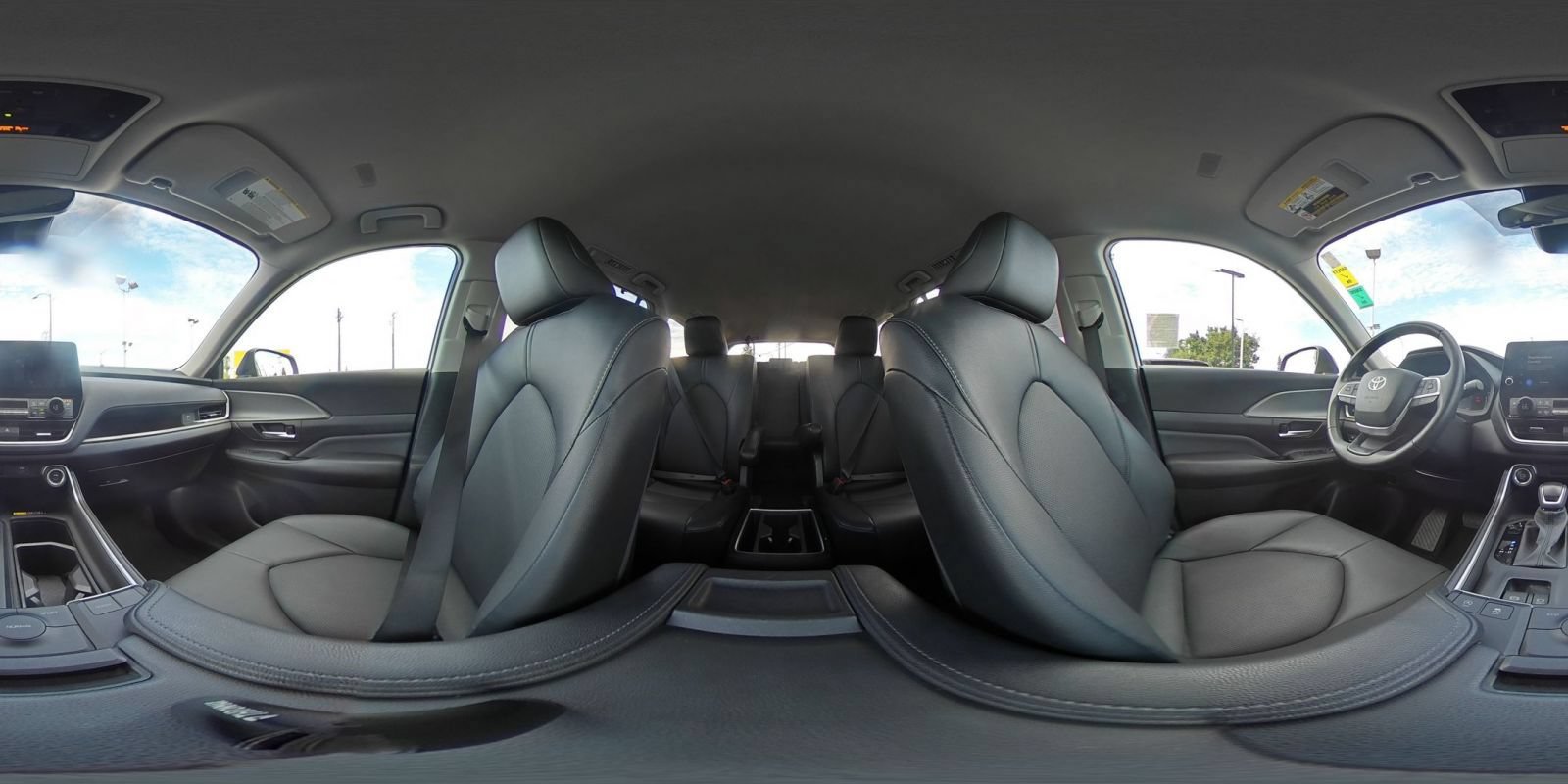 Used 2025 Toyota Grand Highlander FWD image 44