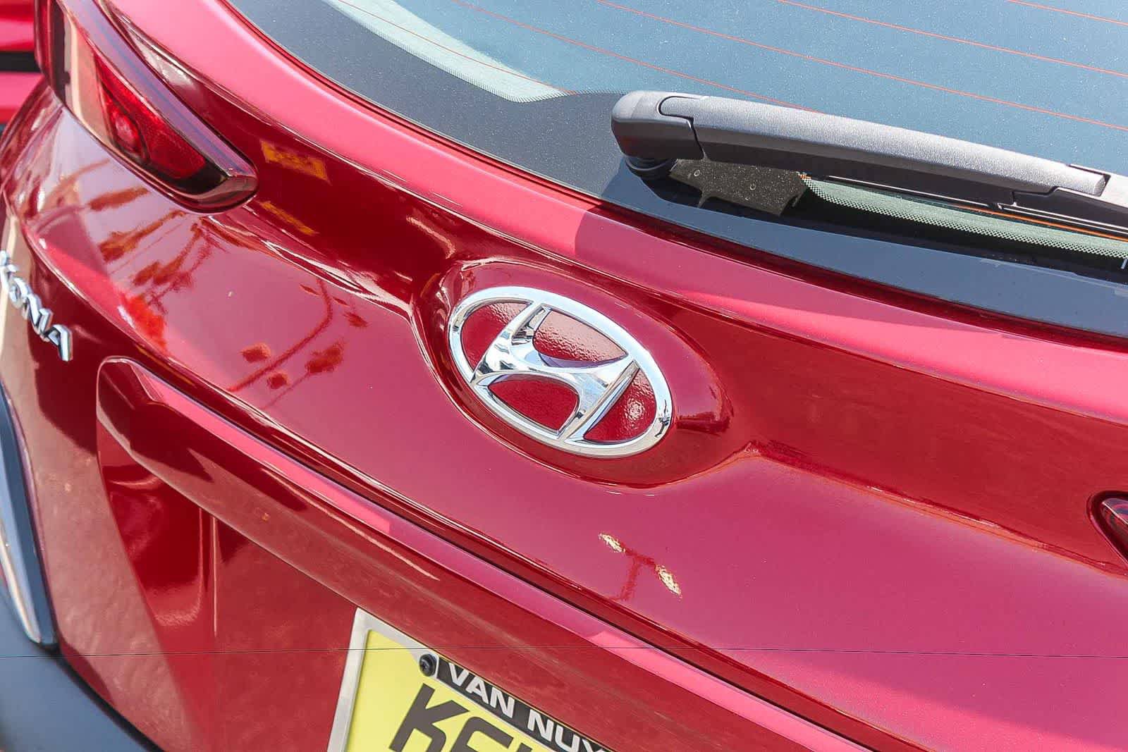 Certified 2023 Hyundai Kona SE AWD/4WD image 11