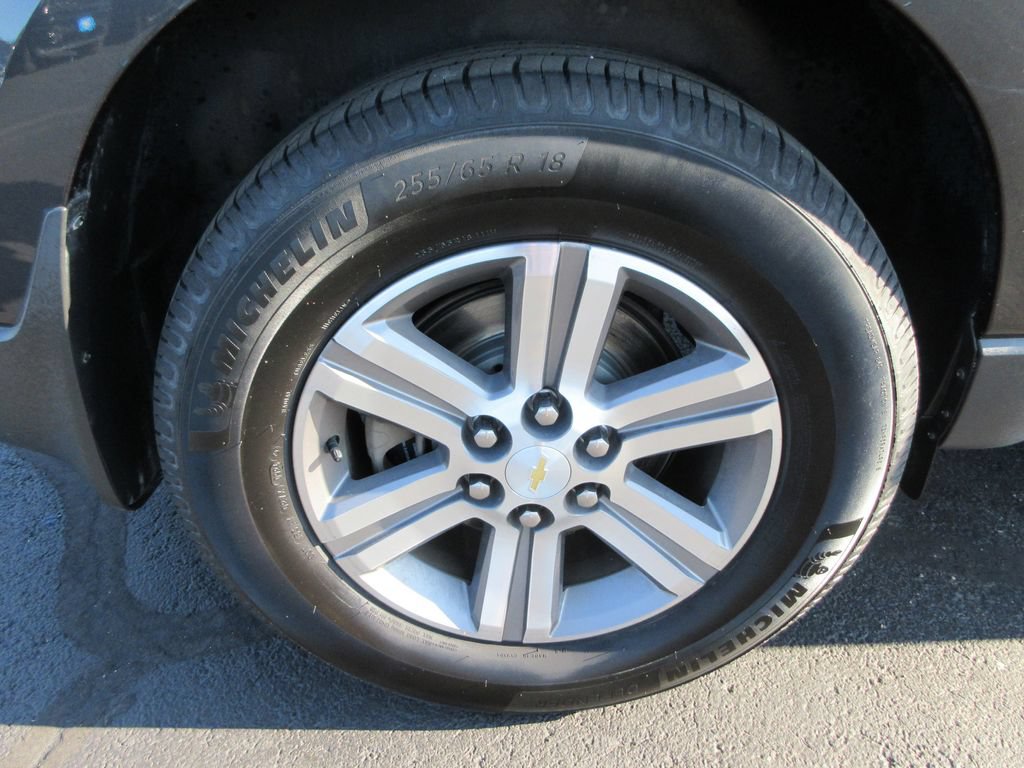 Certified 2017 Chevrolet Traverse LT FWD image 9