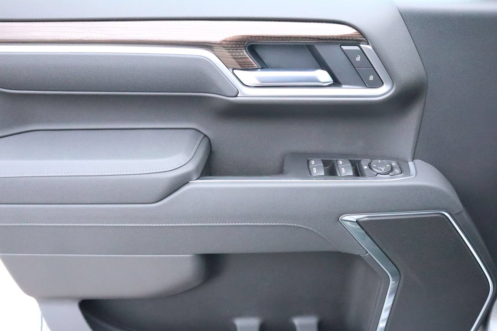 New 2026 Chevrolet Silverado 1500 LT AWD/4WD image 25