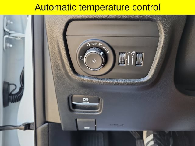 Certified 2023 Jeep Grand Cherokee L Overland w/ Luxury Tech Group IV AWD/4WD image 19