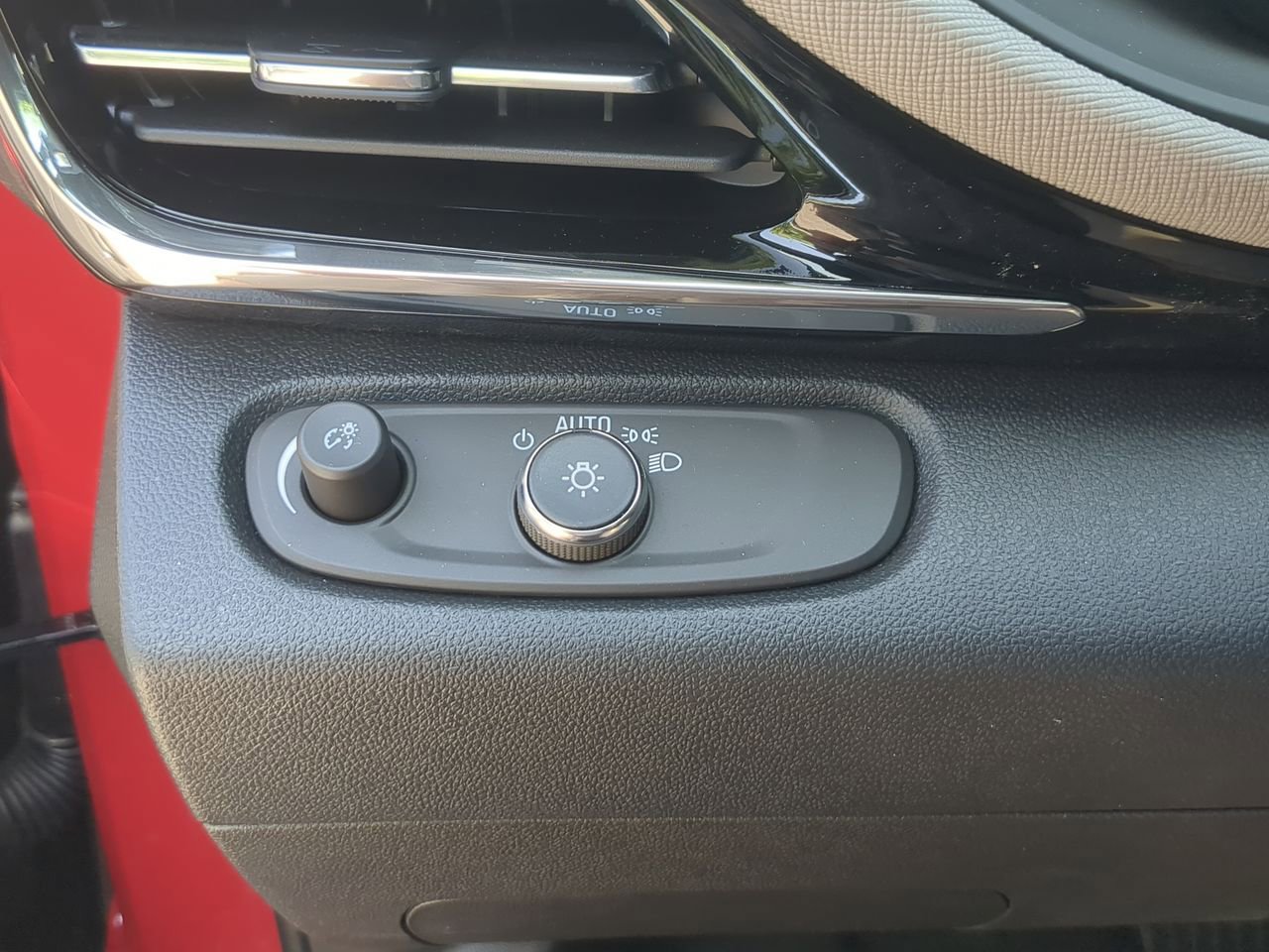 New 2026 Buick Envista Avenir FWD image 17