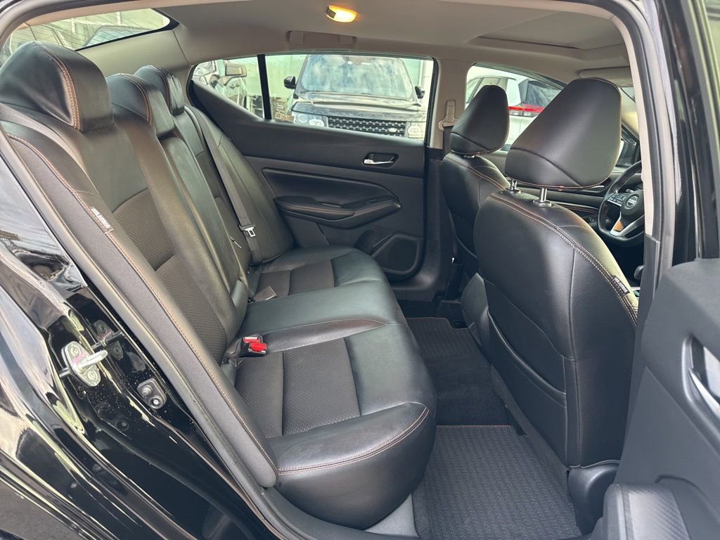 Used 2020 Nissan Altima 2.5 SR w/ Premium Package image 29