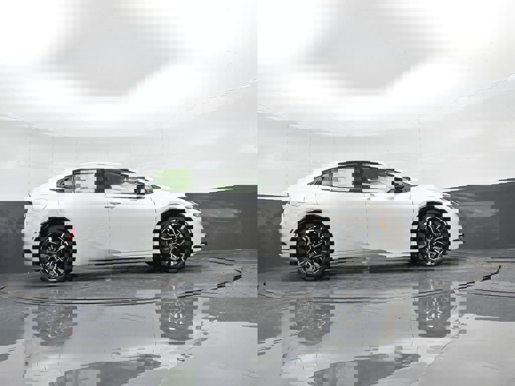 New 2026 Toyota Prius Plug-In Hybrid image 11