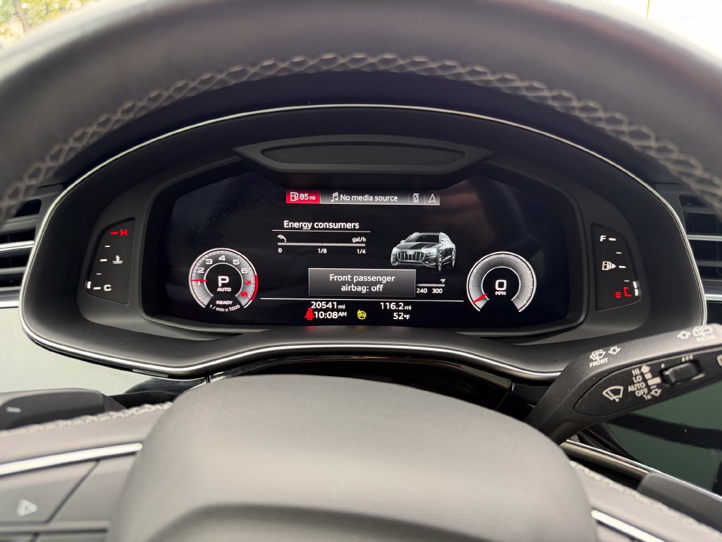 Used 2023 Audi Q8 Premium Plus w/ Premium Plus Package AWD/4WD image 23