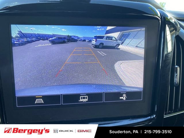 Used 2023 Chevrolet Traverse LT AWD/4WD image 17