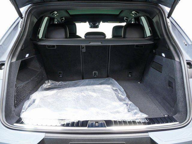 New 2026 Porsche Cayenne S AWD/4WD image 32