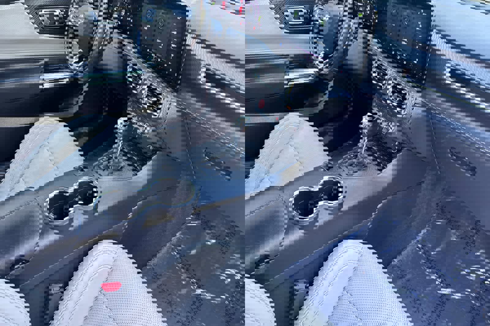 Used 2024 Ford Mustang GT Premium image 15