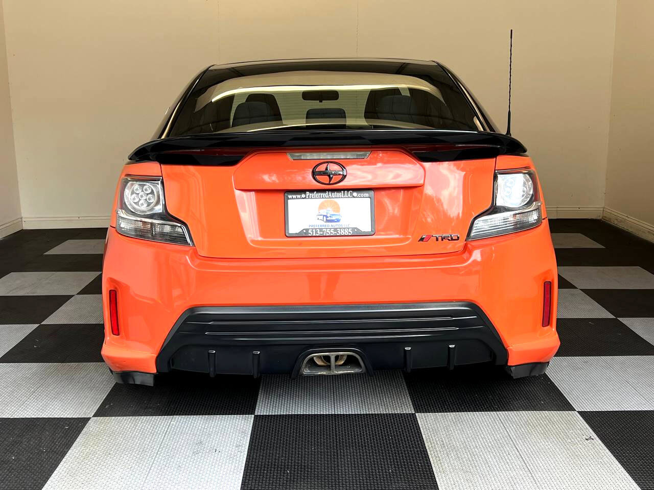 Used 2015 Scion tC image 5