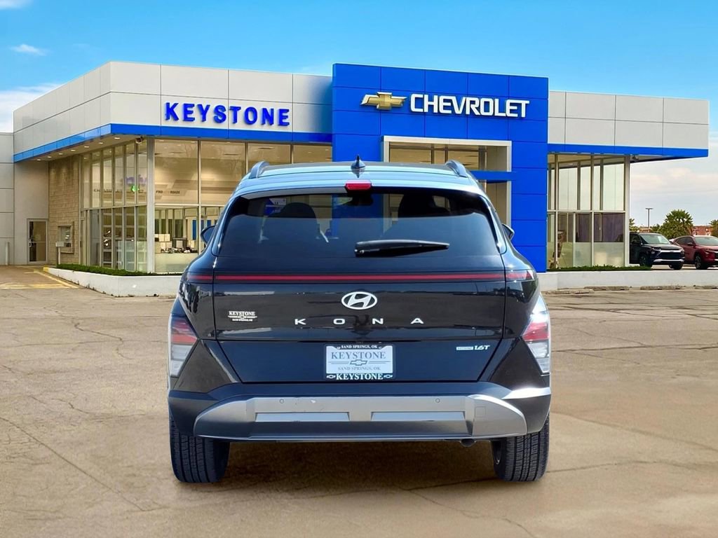 Used 2024 Hyundai Kona Limited AWD/4WD image 6