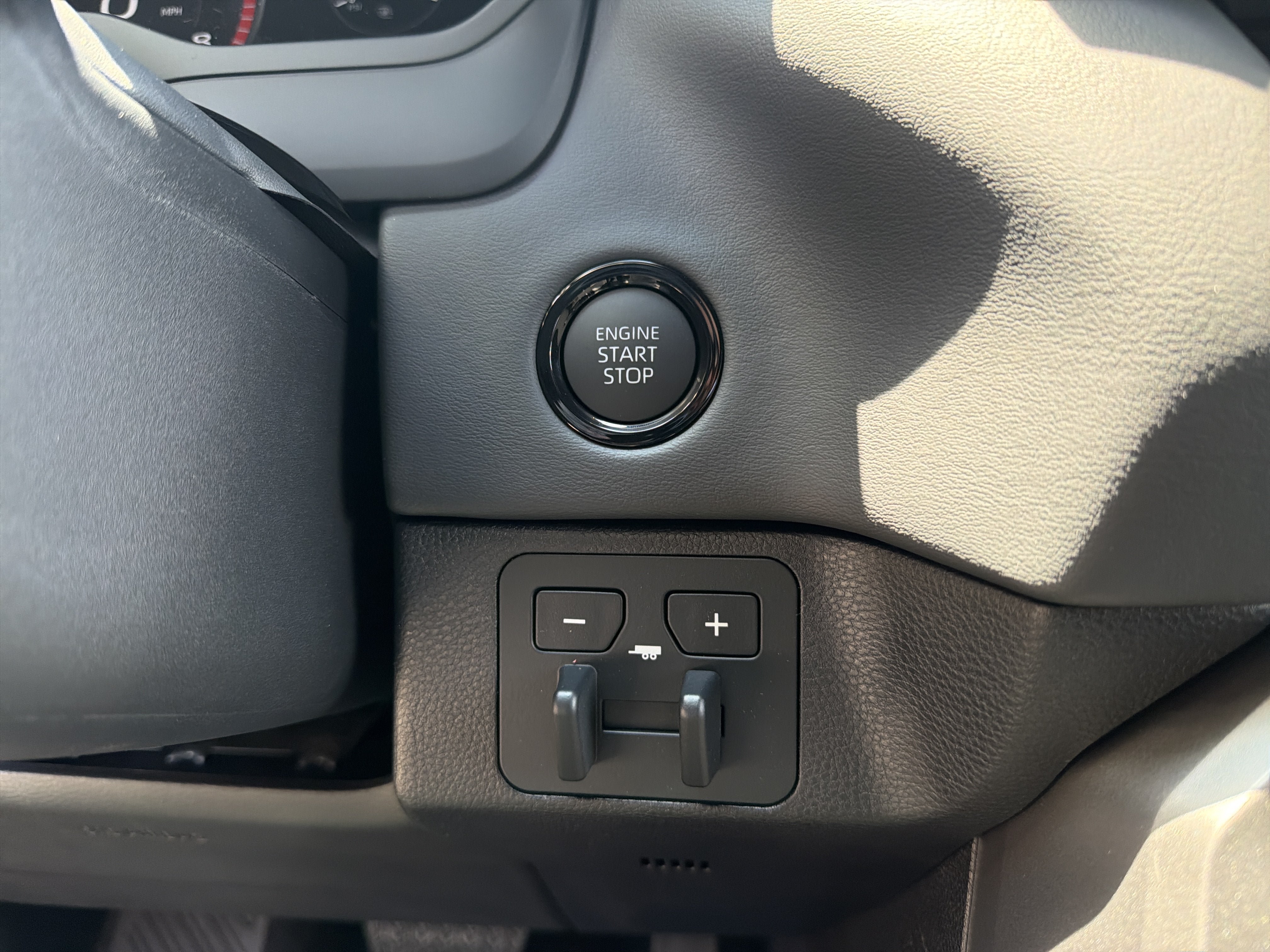 New 2026 Toyota Tundra Platinum AWD/4WD image 6