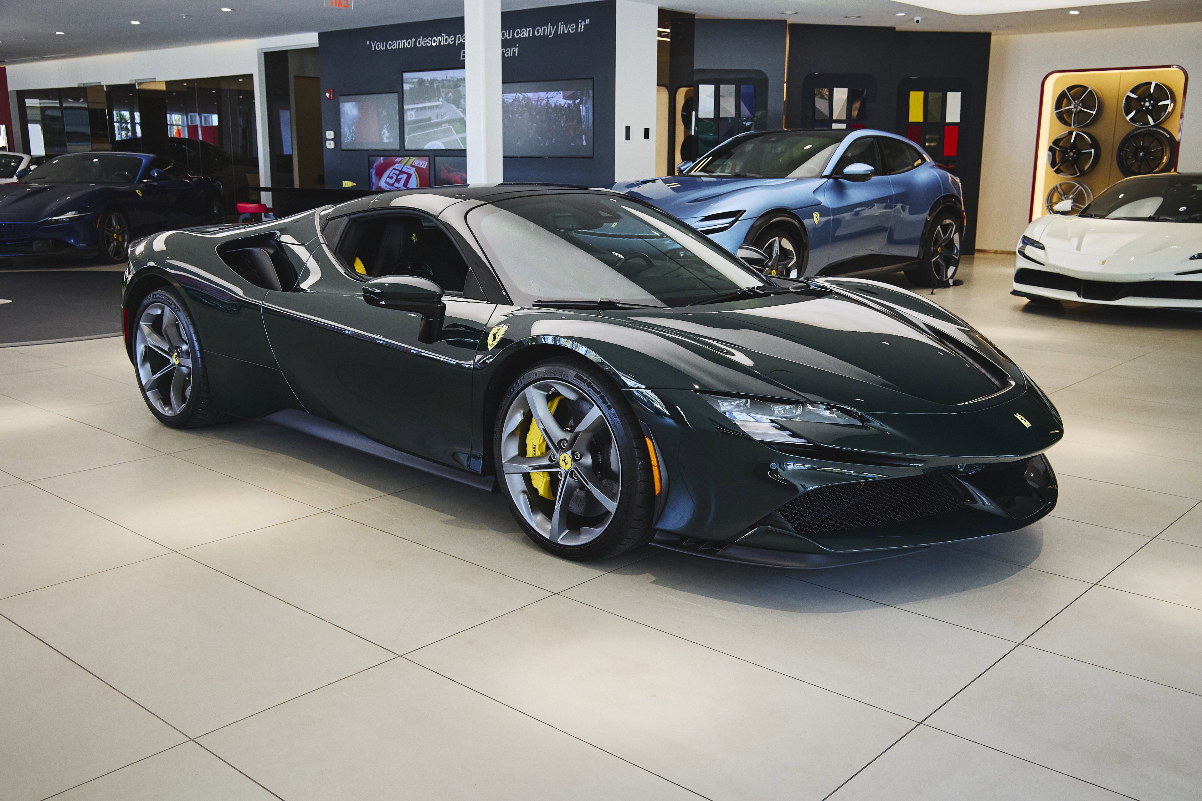 Used 2024 Ferrari SF90 Spider image 15