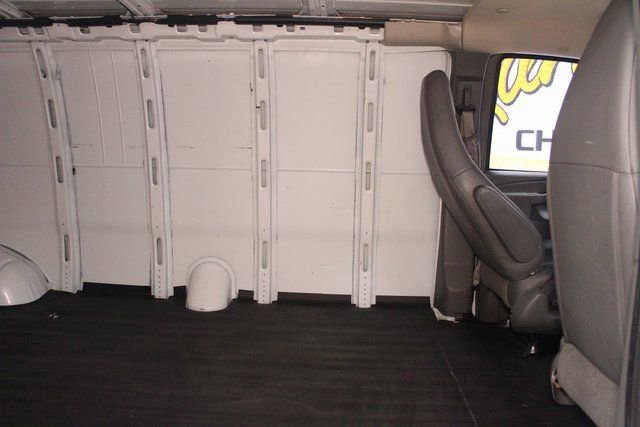 Used 2023 GMC Savana 2500 Extended w/ Driver Convenience Package image 11