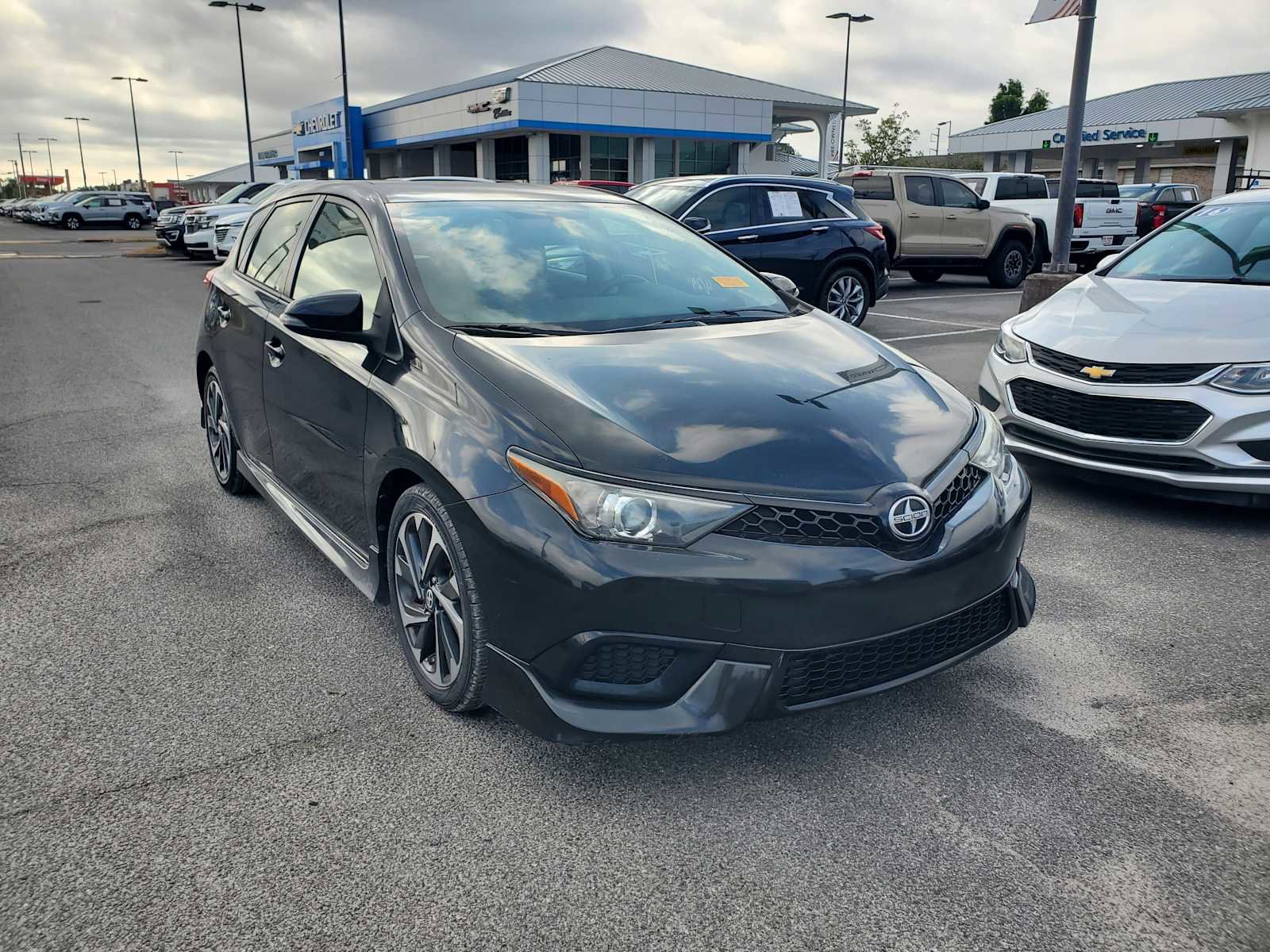 Used 2016 Scion iM FWD image 1