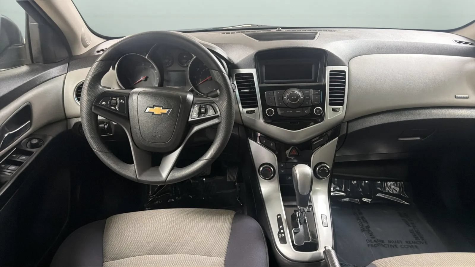 Used 2013 Chevrolet Cruze LS FWD image 11